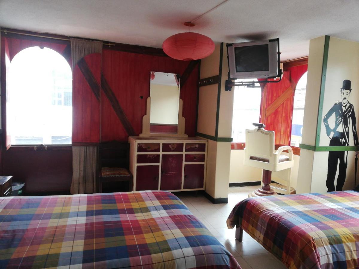 Flying Donkey Bed & Breakfast Otavalo Exterior photo