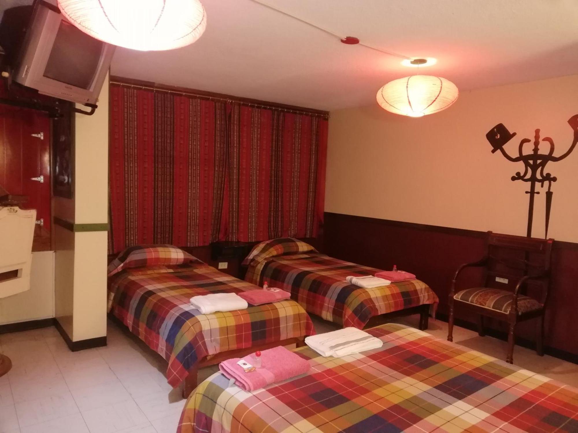 Flying Donkey Bed & Breakfast Otavalo Exterior photo