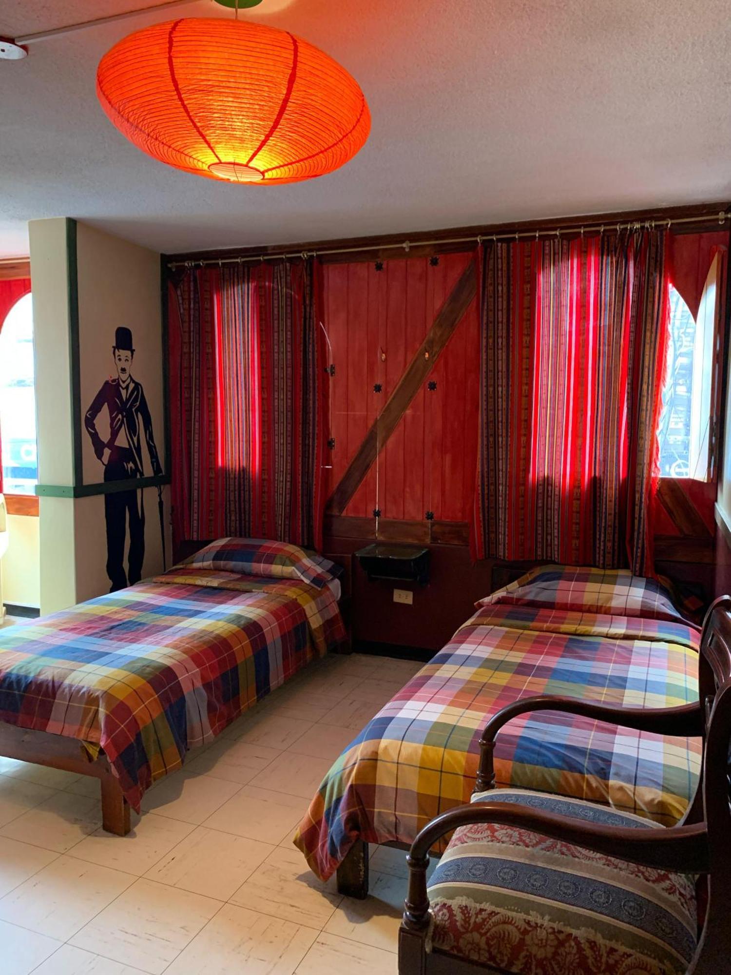 Flying Donkey Bed & Breakfast Otavalo Exterior photo