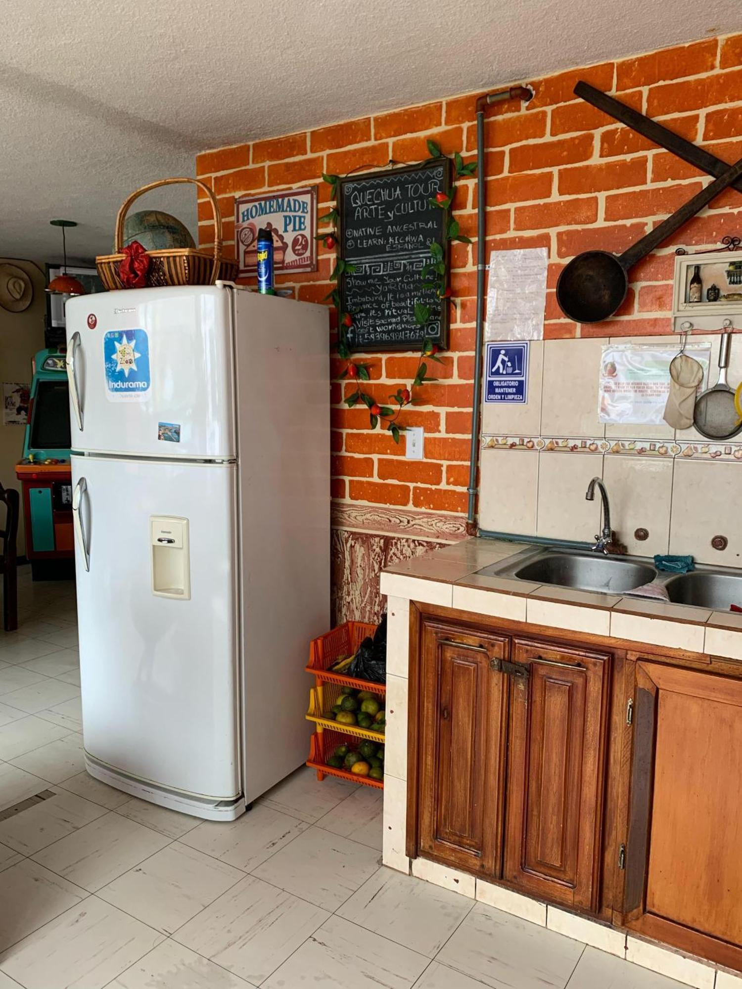 Flying Donkey Bed & Breakfast Otavalo Exterior photo